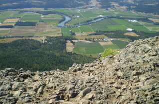 Looking down from high point, Enderby Cliffs 2010-08.